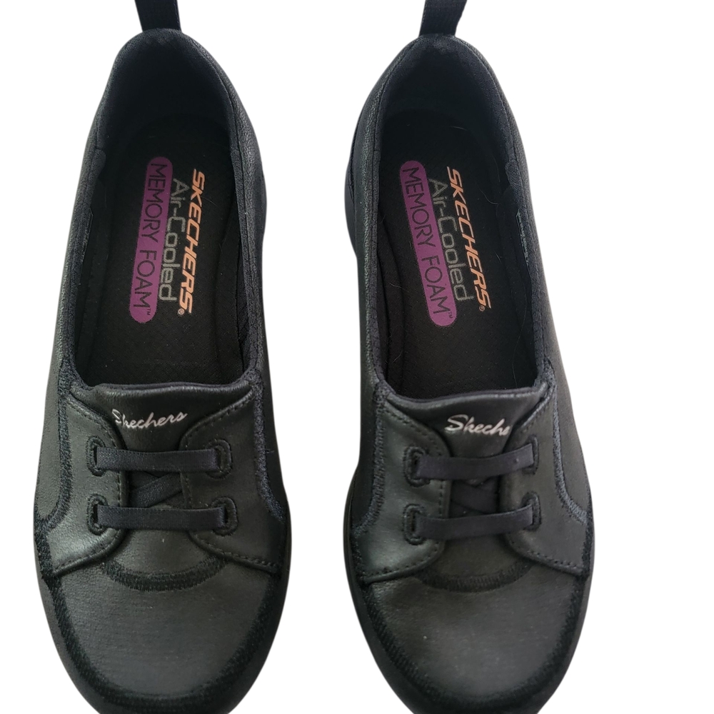 Brand New Skechers Women's Black Air Cooled Memory Foam Shoes
